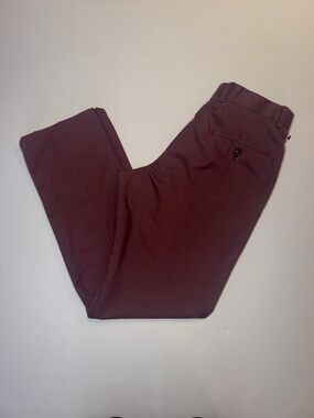 Perry Ellis Chino Pants in Burgundy